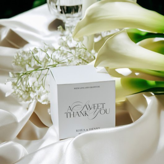 A Sweet Thank You Modern Wedding Favor Boxes Bedankdoosjes