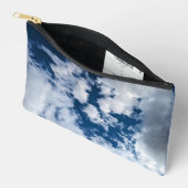 A swirl in the clouds etui (Open)