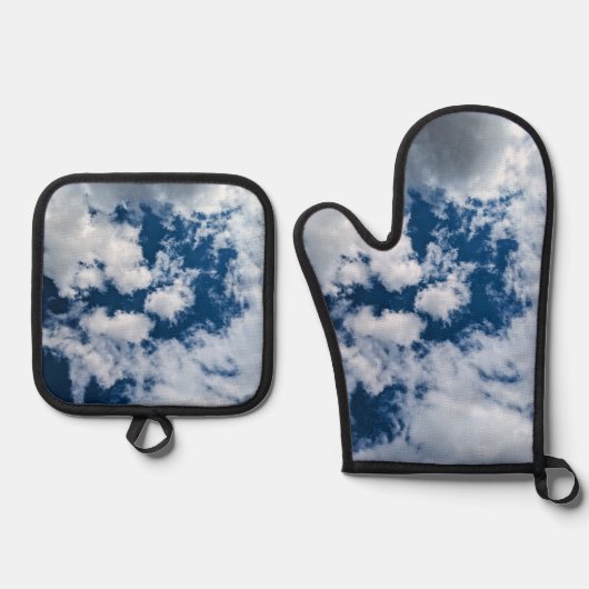 A swirl of clouds ovenwant & pannenlap set (Voorkant)