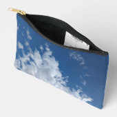 A triangle of clouds etui (Open)