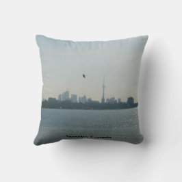 A view of Toronto Throw Pillow Kussen