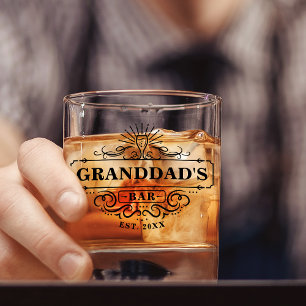 À Whisky Bar de grand-père personnalisé Année en verre étab