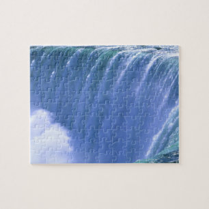 Aan de rand van de krachtige Niagara Falls, New Yo Legpuzzel