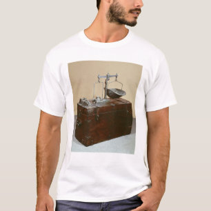 Aanbod en schalen t-shirt