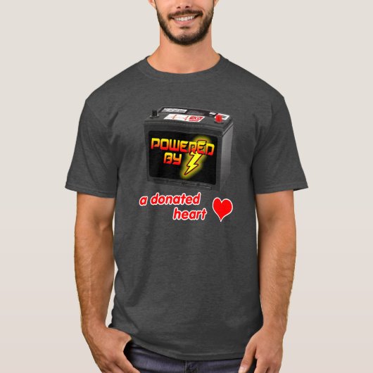 Aangedreven door een gedoneerd T-shirt (Voorkant)