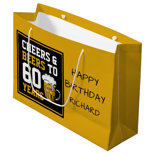 Aangepast 60e geboortedag, kaas en bier tot 60 jaa groot cadeauzakje (Voorkant Gekanteld)