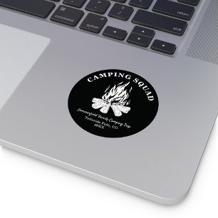 Aangepast familievakantiekampeeravontuur ronde sticker