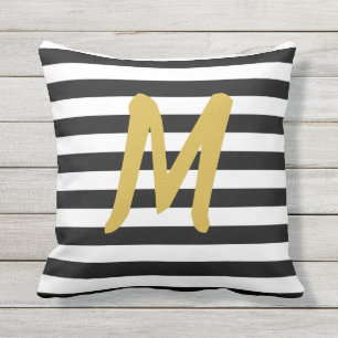 Aangepast Faux Gold Monogram op zwart-wit Buitenkussen