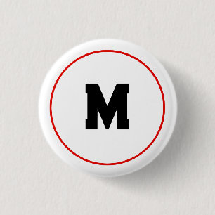 Aangepast initiaal in rode ring ronde button 3,2 cm