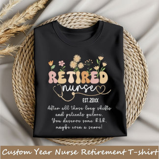 Aangepast jaar Verpleegster pensioen Floral Groovy T-shirt