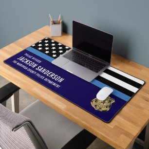 Aangepast logo van de politie voor handhaving van bureaumat