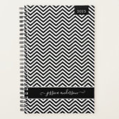 Aangepast modern Chevron Zigzag Black Girly Script Planner (Voorkant)