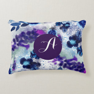 Aangepast monogram blauw Purple Flowers Patroon Accent Kussen