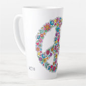 Aangepast monogram bloempyteken latte mok (Linkerhoek)