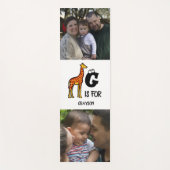 Aangepast monogram G is voor schattige giraffen in Yogamat (Voorkant)