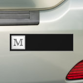 Aangepast monogram gedrukt. Zwart en Bleek grijs. Bumpersticker (Op auto)