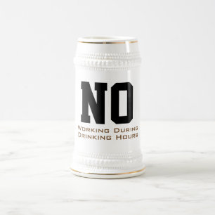 Aangepast niet werken tijdens Drink uren grappig Bierpul