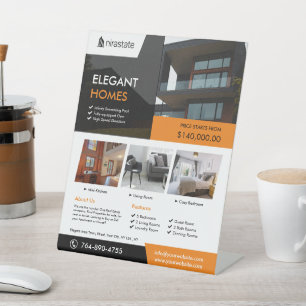 Aangepast onroerend goed te koop voetstuk teken reclamebord met voetstuk