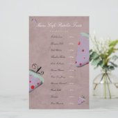 Aangepast restaurantmenu met aardbei (Staand voorkant)