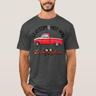 Aangepast rood en wit t-shirt