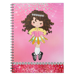 Aangepast roze glam Irish Dance Brunette Girl Notitieboek