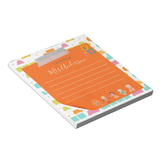 Aangepast Schattige Sinaasappel Een notitie van he Notitieblok (Schuin)