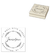 Aangepast script & krans Achternaam Retouradres Rubberstempel (Gestempeld)