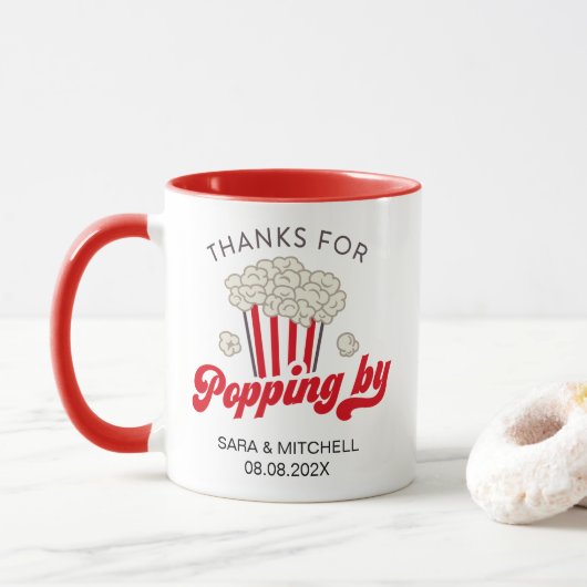Aangepast sparen de Mok van de Datum Popcorn (Met donut)