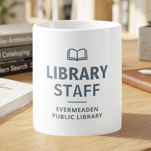 Aangepast voor bibliotheekpersoneel dat boekenlief koffiemok