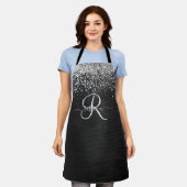 Aangepast zilveren glitter-zwart monogram schort (Gedragen)