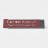 Aangepaste administratieve assistent Maroon Bureau Naambordje (Voorkant)