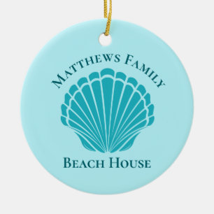 Aangepaste bakhuis Aqua Seashell Monogram Keramisch Ornament