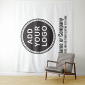 Aangepaste bedrijfslogo en tekst achtergrond wandkleed (In situ)