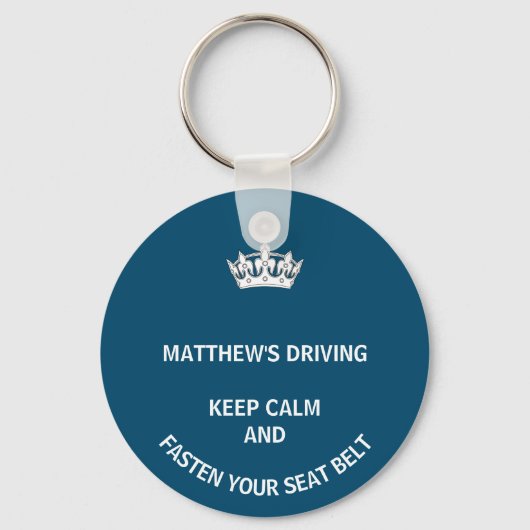 Aangepaste blauwe Keep Calm Learning - nieuwe driv Sleutelhanger (Voorkant)