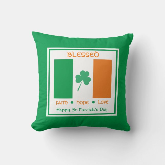 Aangepaste BLESSED Irish Flag St Patricks Day Kussen (Voorkant)