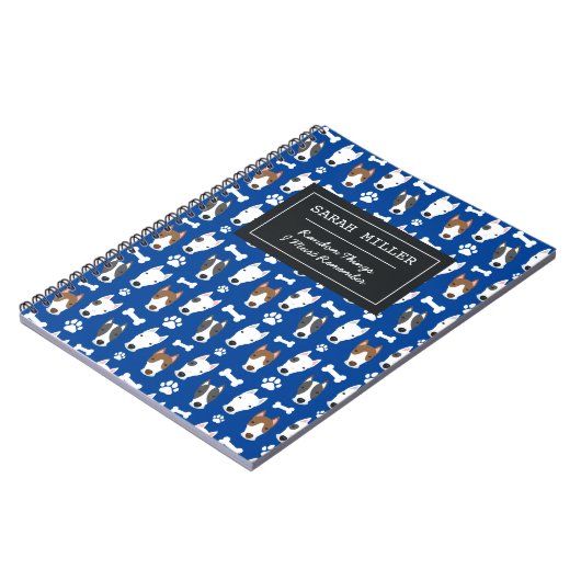 Aangepaste Bull Terrier Pattern Cute Dog Doodle Notitieboek (Linkerzijde)