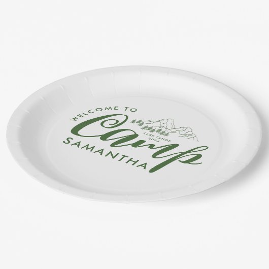 Aangepaste Camp Bachelorette Party Modern Rustiek Papieren Bordje (Gekanteld)