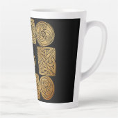 Aangepaste Celtic Knotwork Cross Latte Mok (Rechts)