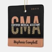 Aangepaste CMA Certified Medical Assistant Leopard Keramisch Ornament (Links)