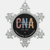 Aangepaste CNA Retro Certified Nursing Assistant-c Tin Sneeuwvlok Ornament (Voorkant)