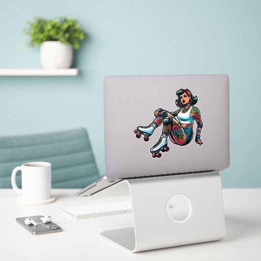 Aangepaste-Cut Vinyl Sticker: Roller Girl Sticker (Laptop op bureau)