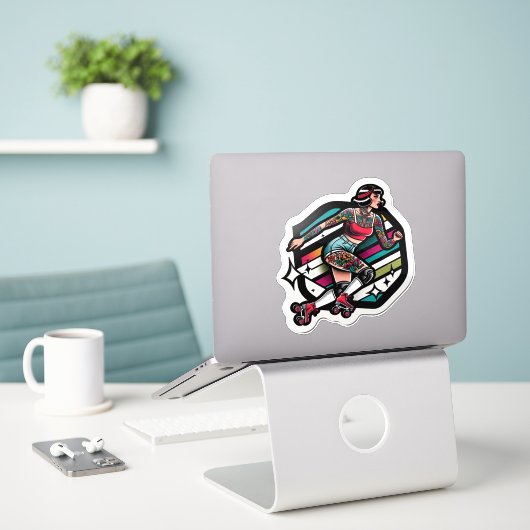 Aangepaste-Cut Vinyl Sticker: Roller Girl Sticker (Laptop op bureau)