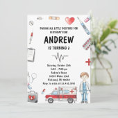 Aangepaste Digitale Kinder Dokter Verjaardagsfeest Kaart (Staand voorkant)