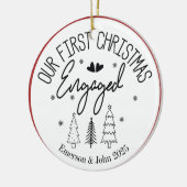 Aangepaste eerste kerst verloofd keramisch ornament (Links)