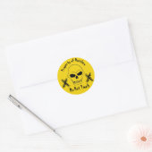 Aangepaste eigenschap van Jouw naam Skull Face Yel Ronde Sticker (Envelop)