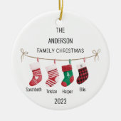 Aangepaste Familie van 4 Kousen Naam & Jaar Kerstm Keramisch Ornament (Voorkant)