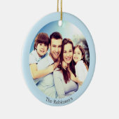 Aangepaste familiefoto op lichtblauw gepersonalise keramisch ornament (Rechts)