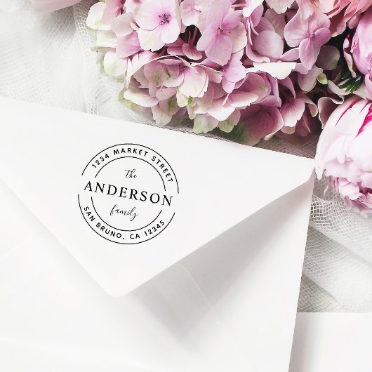 Aangepaste familienaam | Adres Wooden Round Return Rubberstempel