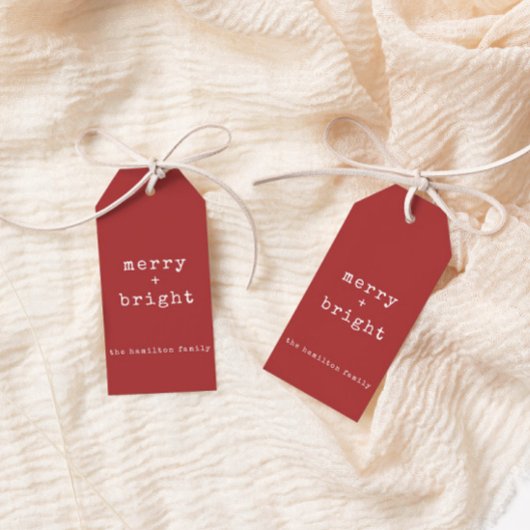 Aangepaste familienaam Merry + Bright Christmas Cadeaulabel