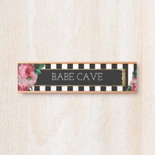 Aangepaste Floral en gestripte naamplaat